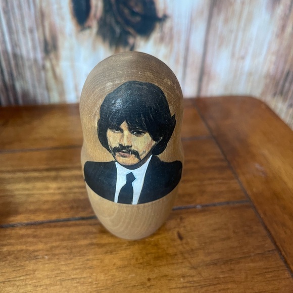 The Beatles Hand Painted Russian Style Nesting Dolls 5pieces - Picture 3 of 11